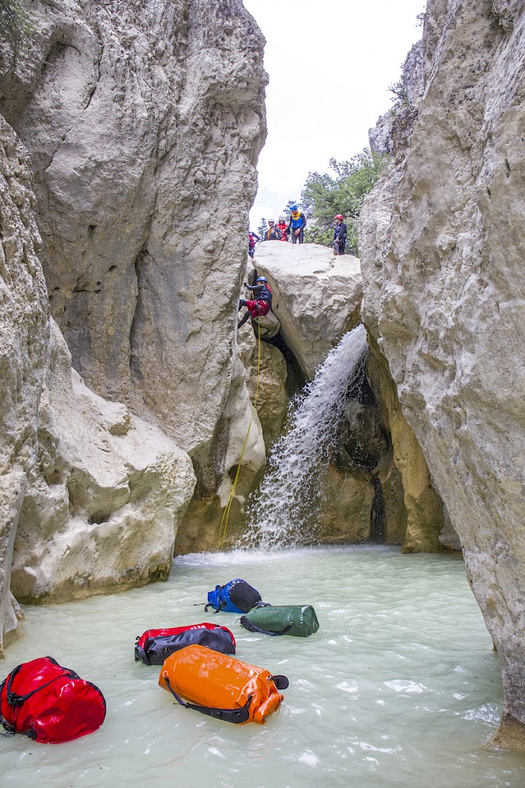 canyoning3_750x0-is.jpg